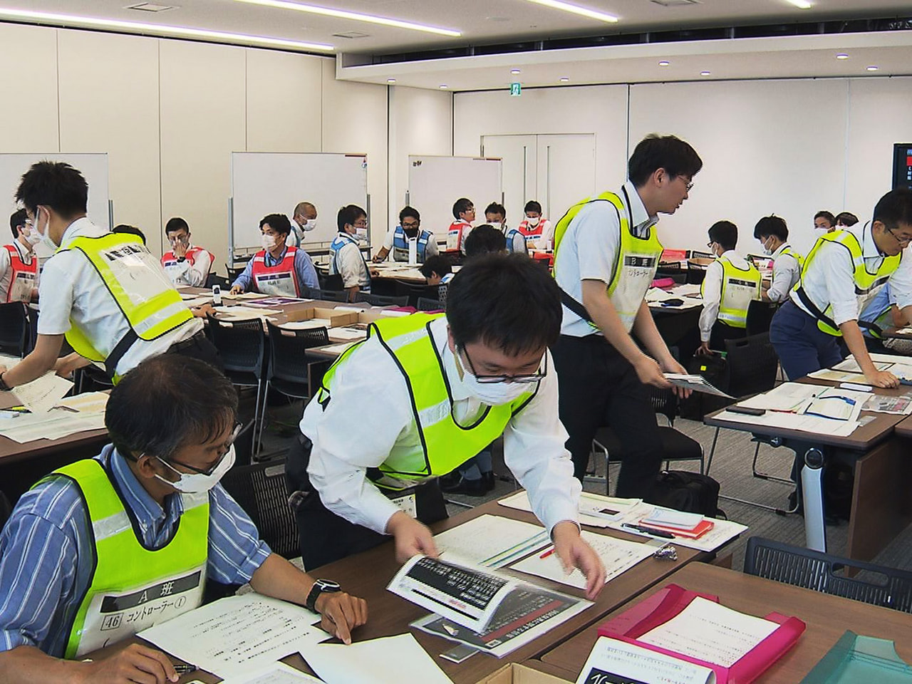 北朝鮮による弾道ミサイルの発射が問題になっている中、県は３０日、初動対処を学ぶ研...
