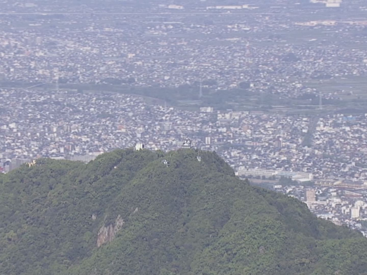 相続税などの算定基準となる土地の価格「路線価」が１日公表され、県内の平均変動率は...