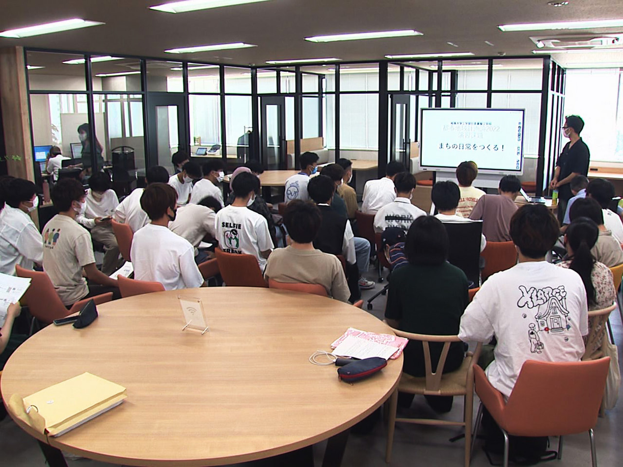 岐阜市の新しい日常をテーマに岐阜大学の学生らが考えた政策の発表会が行われ、若者目...