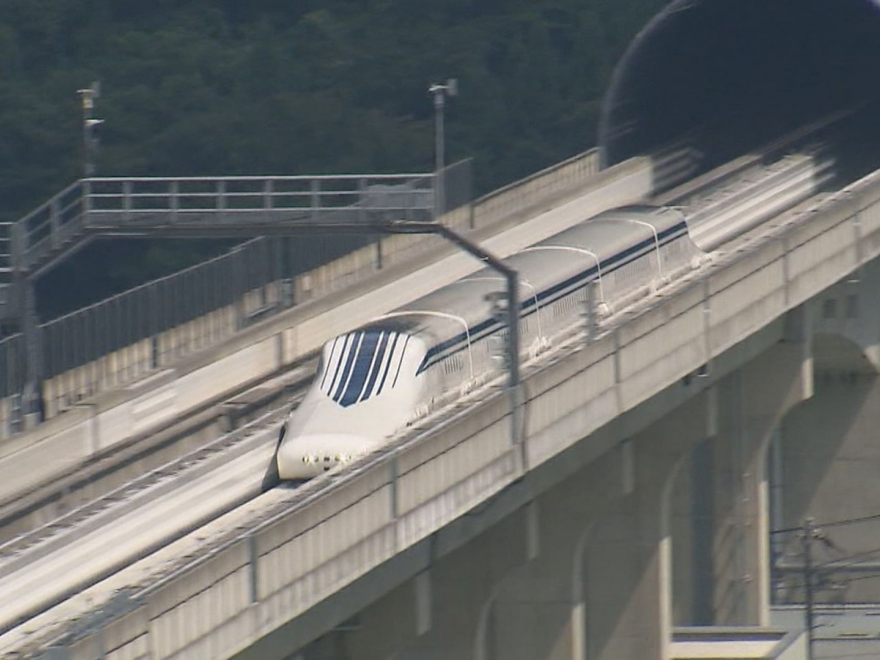 ＪＲ東海のリニア中央新幹線に関し、静岡県の鈴木康友知事が県議会で静岡工区の着工を...