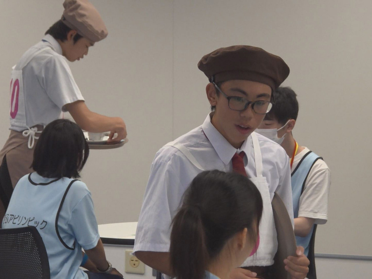 障害がある人が職業能力を競うぎふアビリンピックが大垣市で開かれ、出場者が日ごろ職...