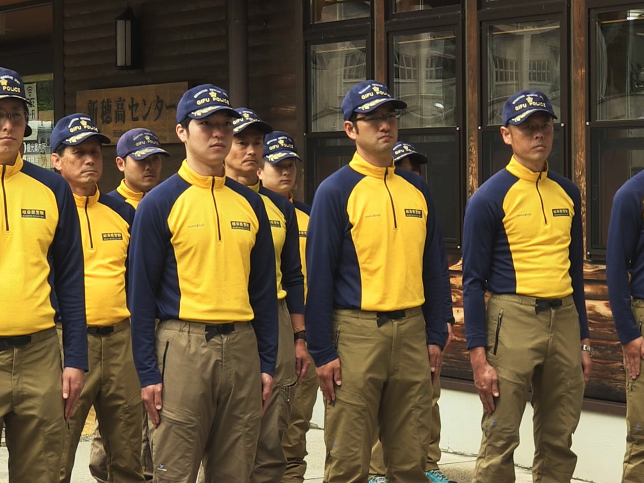 本格的な夏山シーズンを前に、北アルプスの登山者の安全を守る「夏山警備」の開始式が...