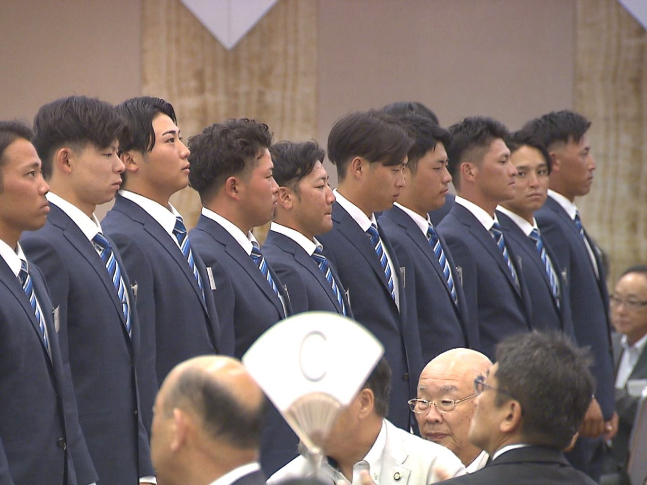 社会人野球の第９６回都市対抗野球大会に出場する西濃運輸野球部の激励会が２４日、大...