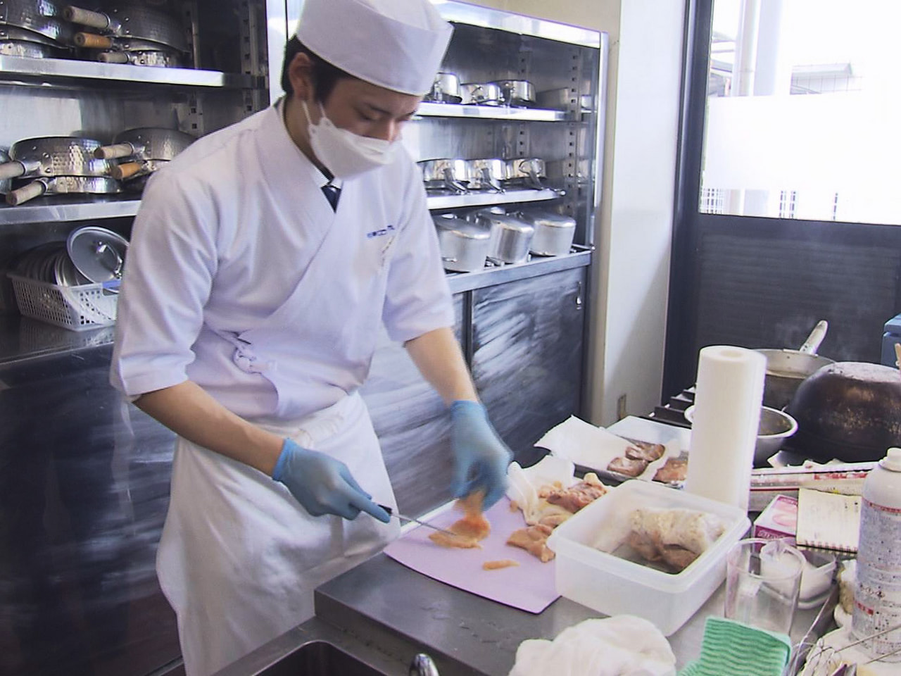 岐阜県産の食材を生かす優れた調理人を選ぶ「ぎふの味・伝承名人認定コンクール」が１...