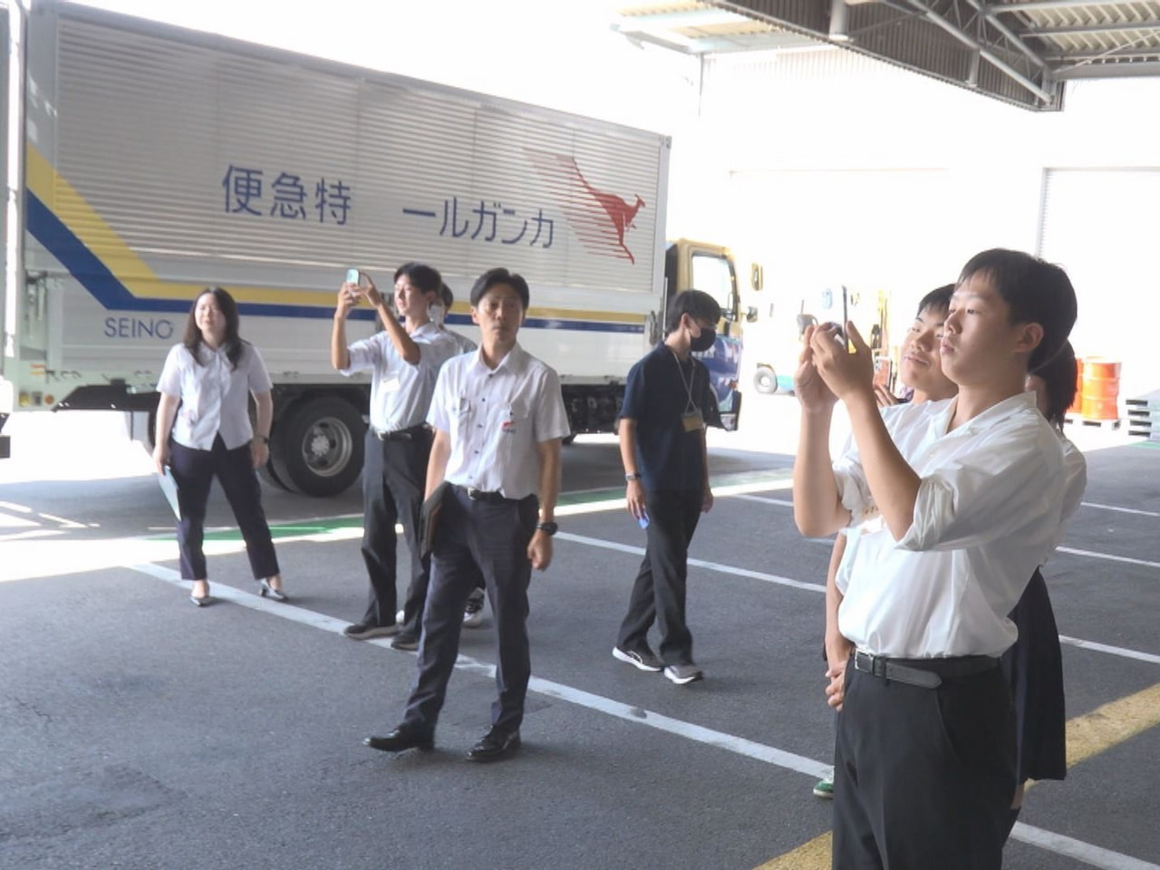 県内の高校生に地域の魅力を再発見してもらおうと、大垣市の企業を題材にしたショート...