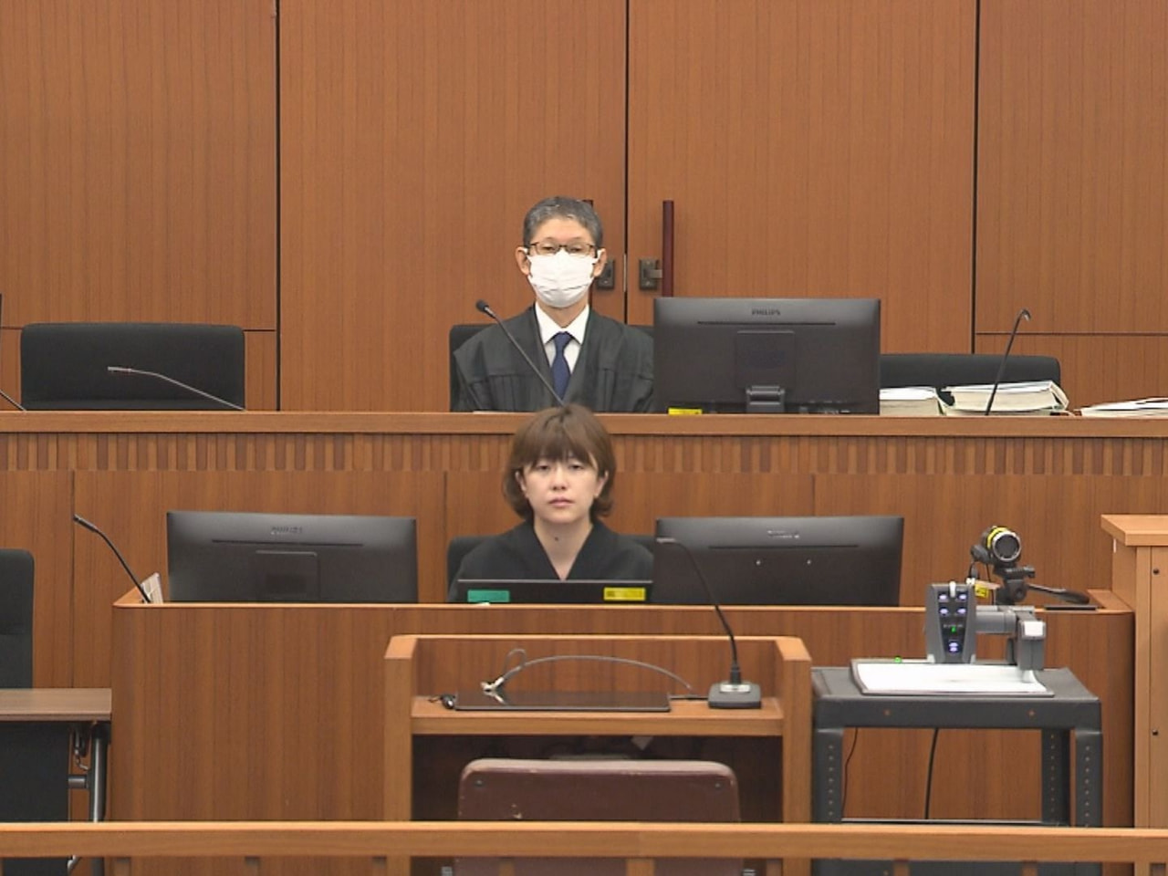 昨年、岐阜県内の山中で女性の遺体が相次いで見つかった事件で、死体遺棄の罪に問われ...