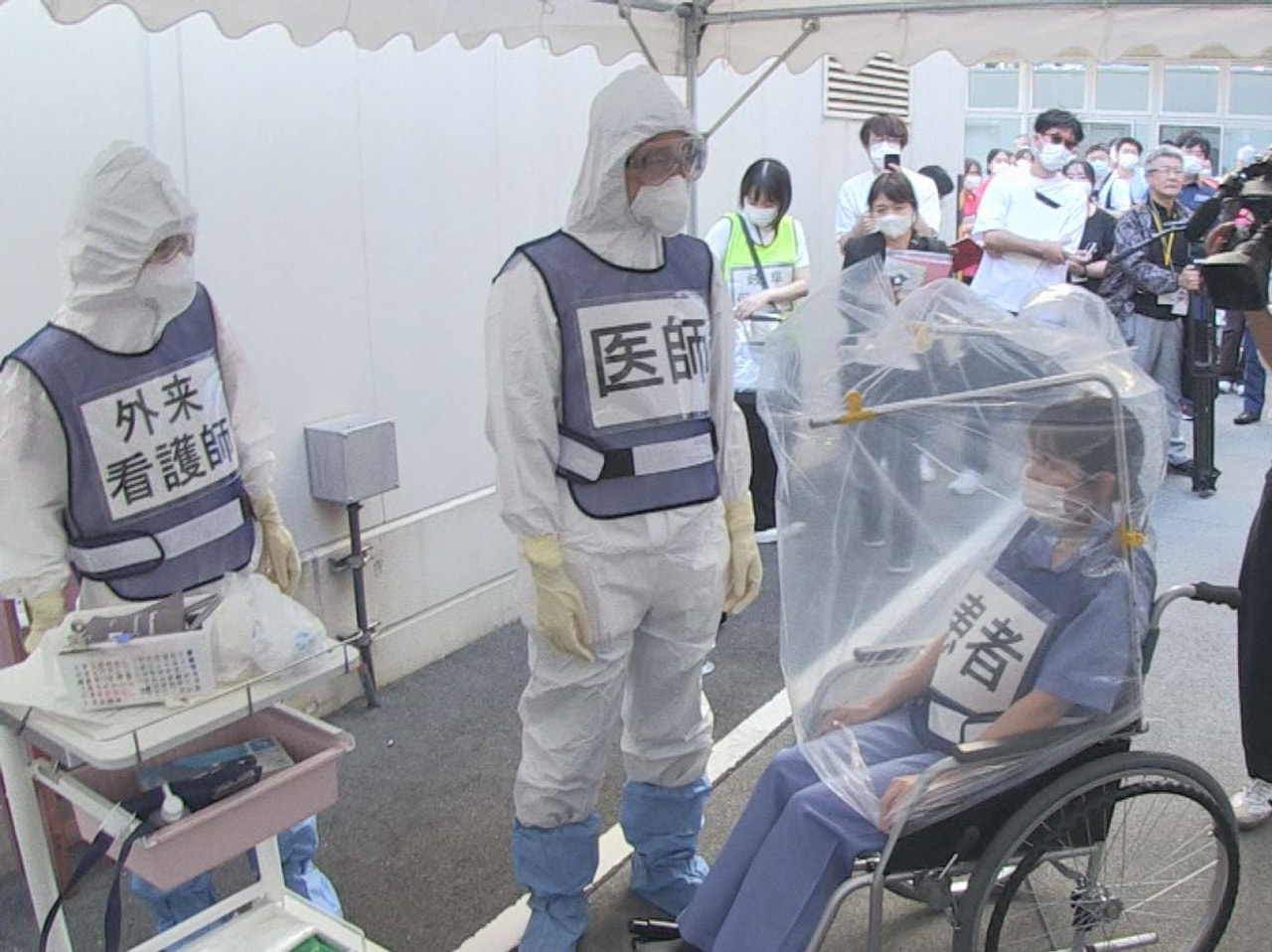 新型インフルエンザなど新たな感染症の発生に備える医療機関の訓練が、羽島郡笠松町の...