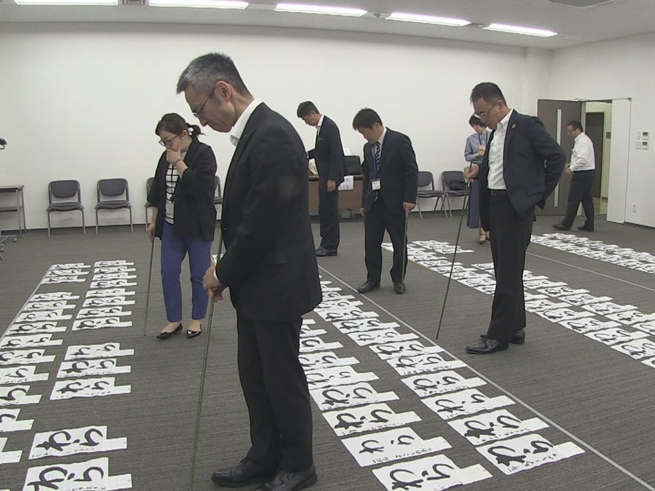 今年度ＪＡ共済 岐阜県小・中学生書道コンクールの審査会が岐阜市で開かれ、入賞作品...