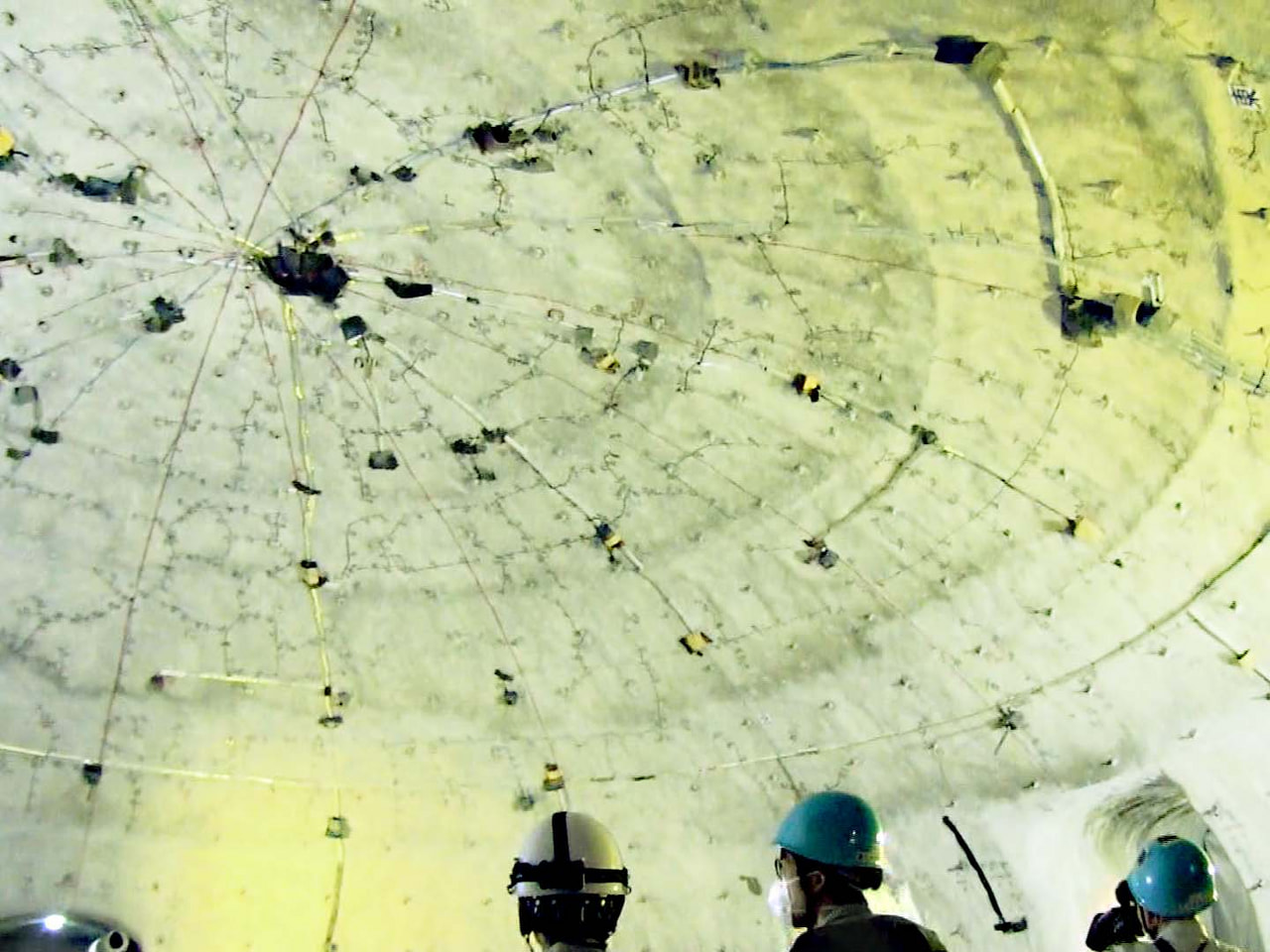 東京大学宇宙線研究所が、岐阜県飛騨市で建設を進めているニュートリノの次世代観測装...