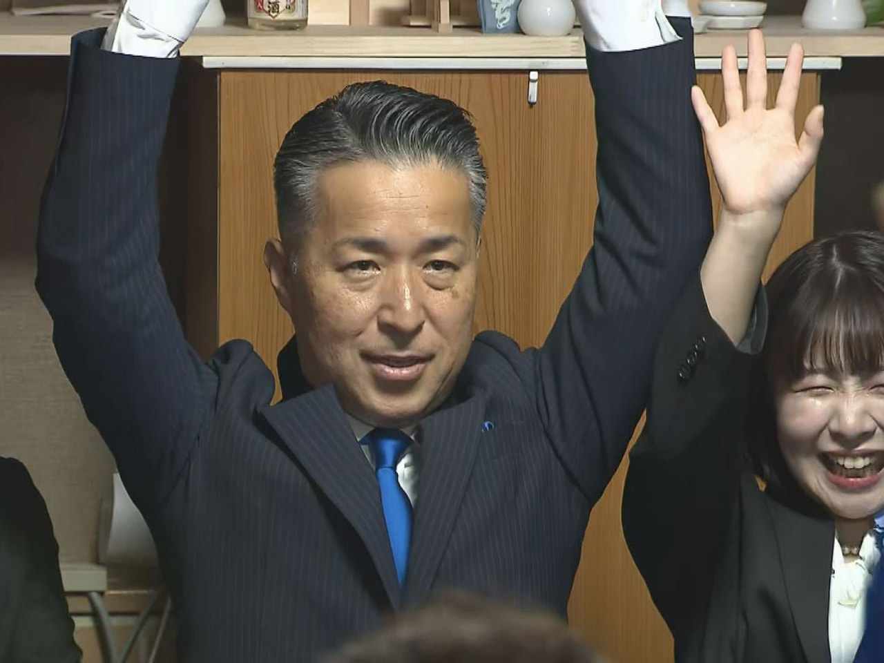 新人３人が立候補した岐阜県美濃市の市長選挙が２日投開票され、元市総務課長の篠田啓...