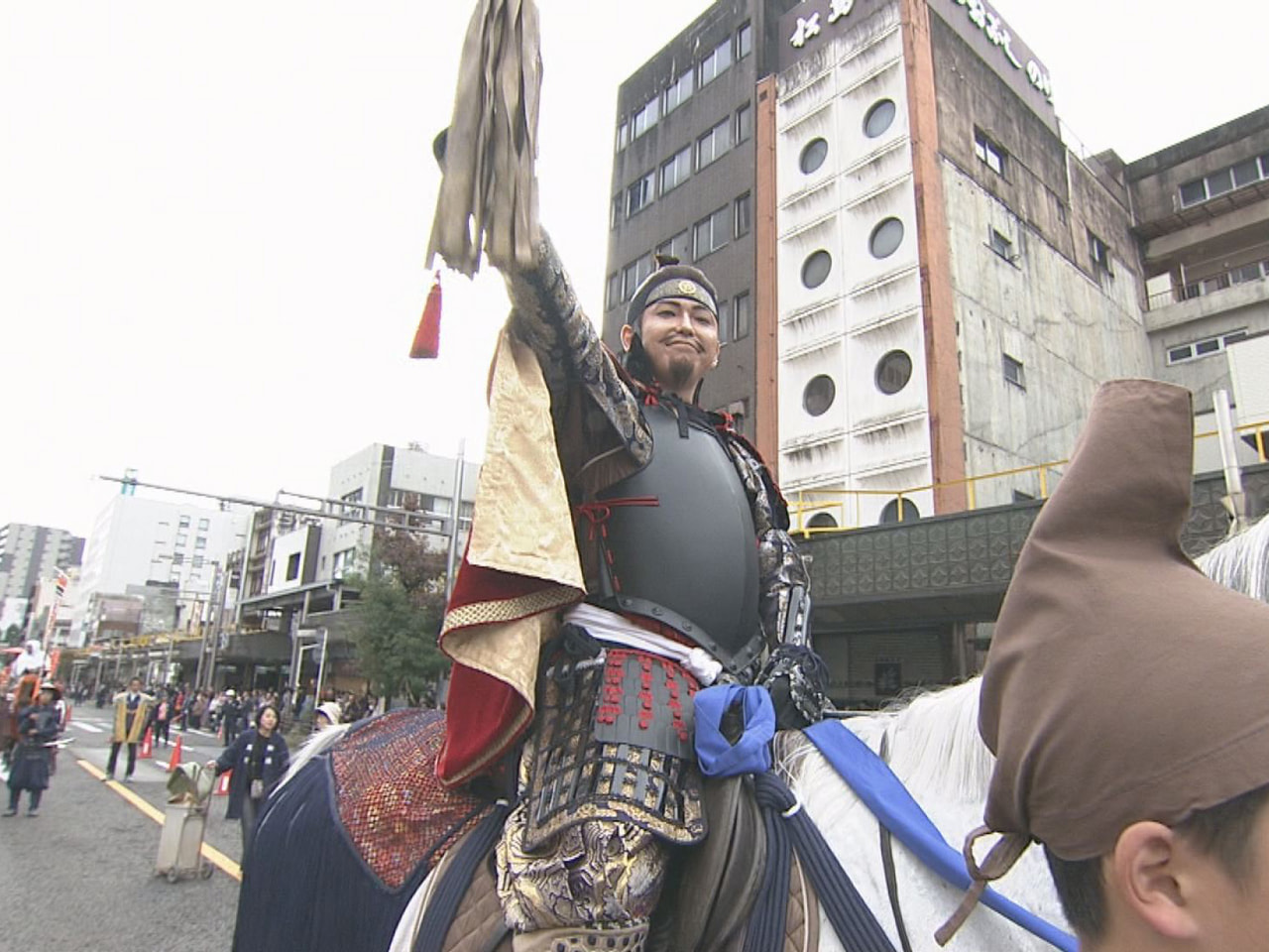 岐阜市の秋を彩る「ぎふ信長まつり」が１日と２日の２日間、中心市街地一帯で行われ、...