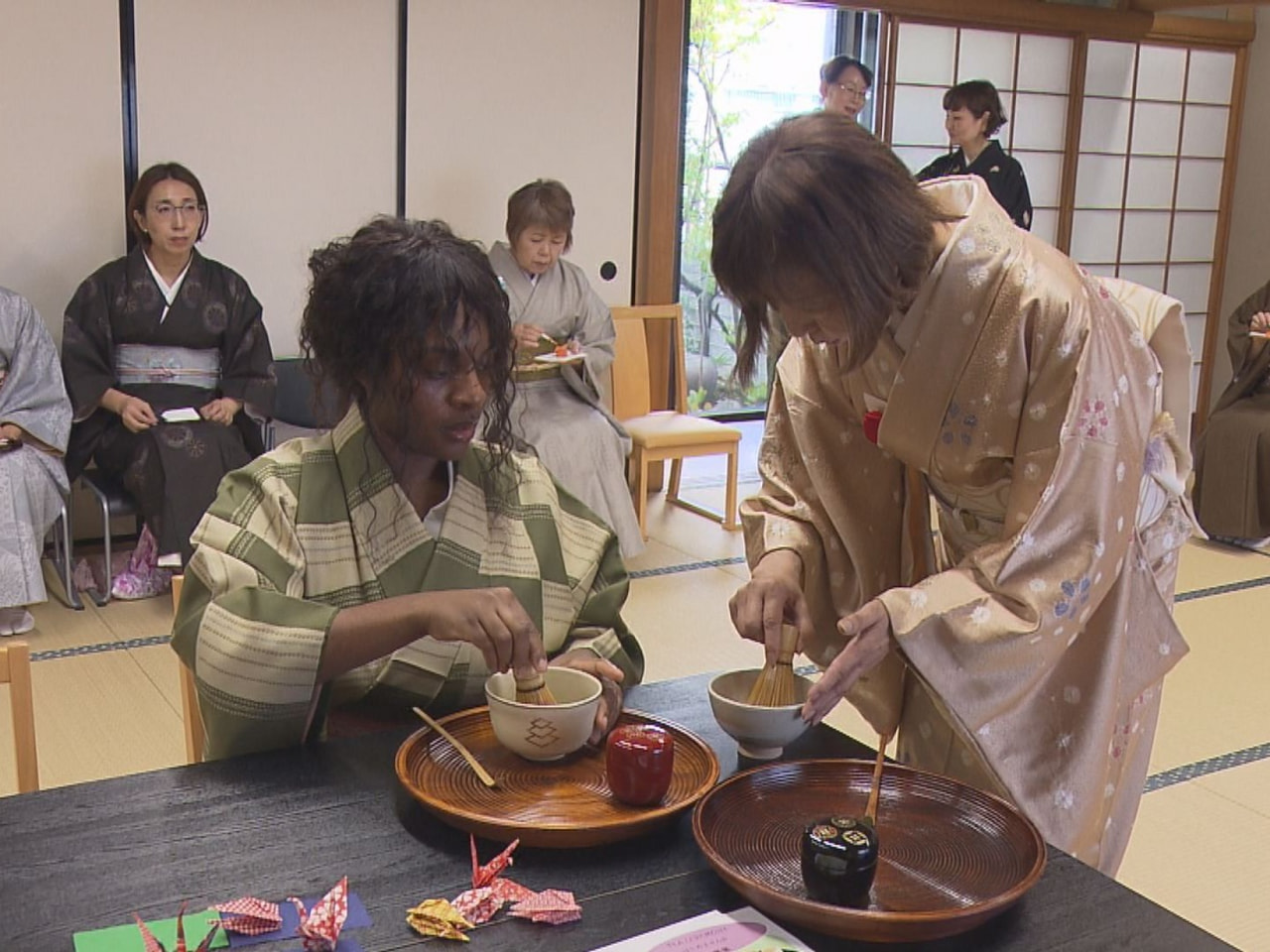 １１月１５日の「きものの日」にちなんで岐阜市で着付けや日本文化について学ぶ催しが...