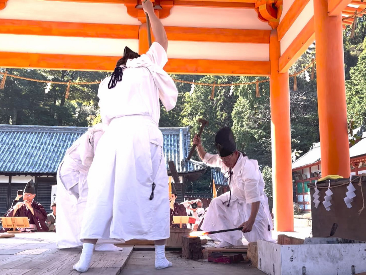 鉄の神「金山彦命(かなやまひこのみこと)」を祭る不破郡垂井町の南宮大社で金属業界...