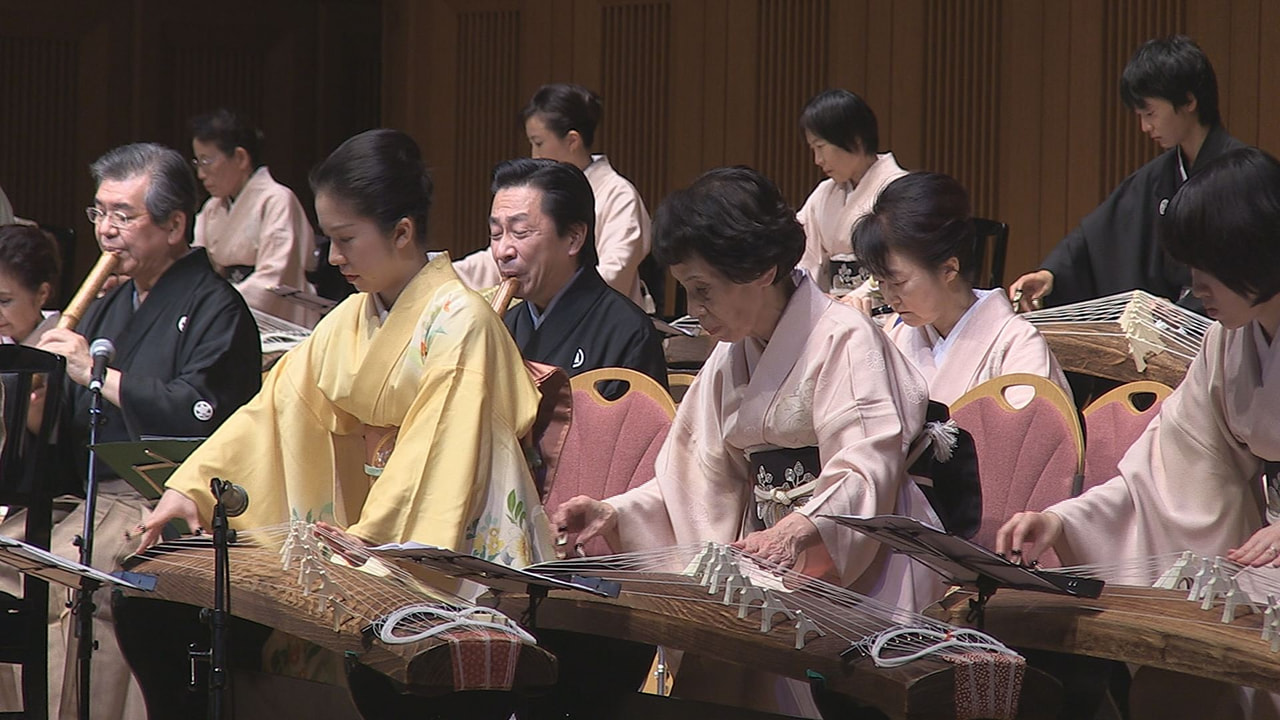 岐阜県を拠点に筝曲の普及に努める「芙蓉会」が創立７５周年を記念した演奏会を開き、...