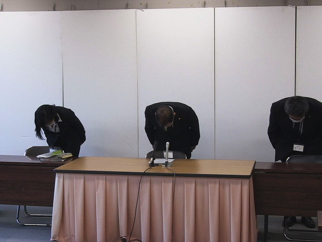 職業訓練指導員の試験で合否判定に誤りがあったとして岐阜県は19日、3人の合格を取...