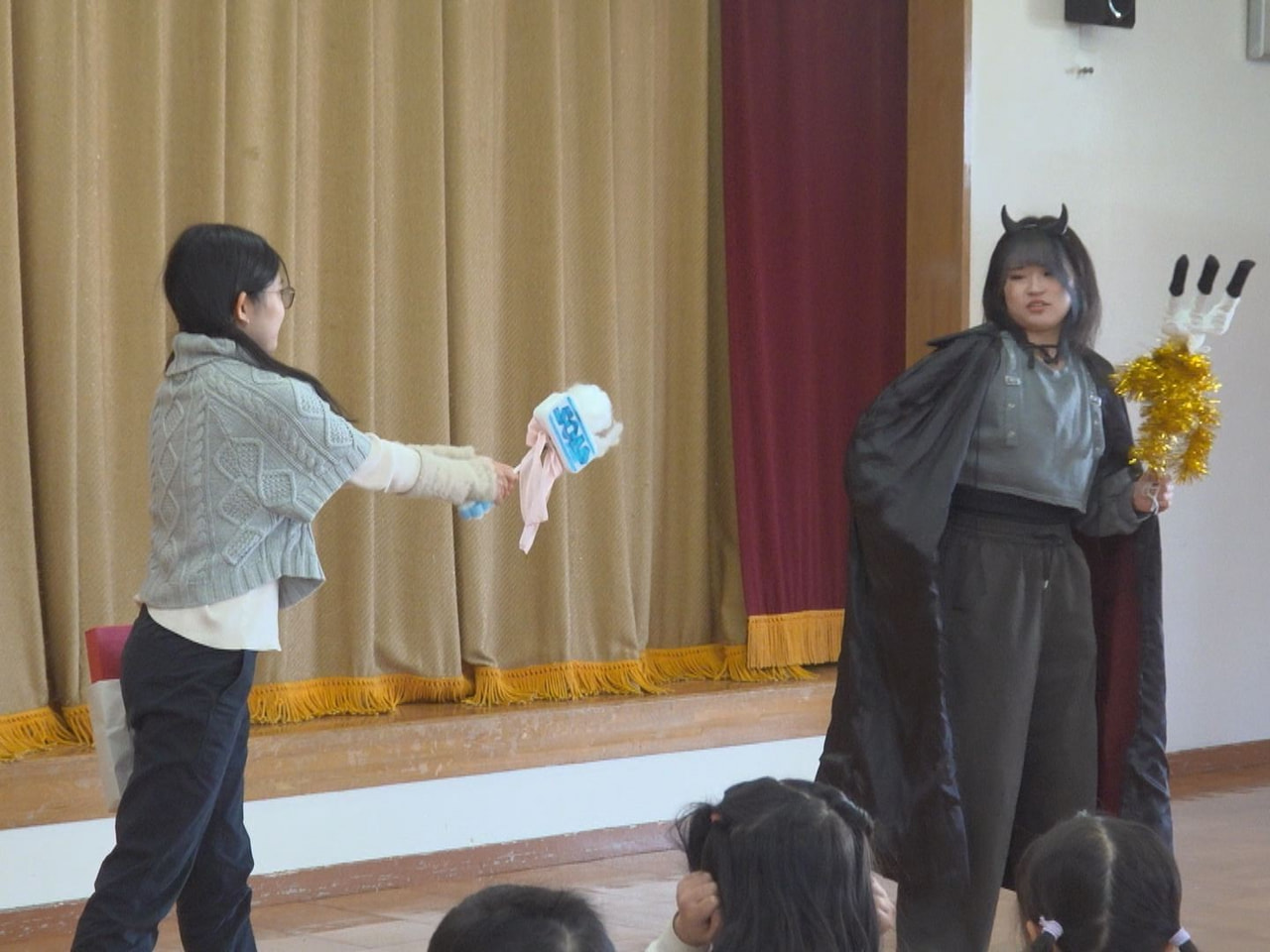 風邪やインフルエンザが流行する中、大学生がワクチンや手洗いをテーマにした子供向け...