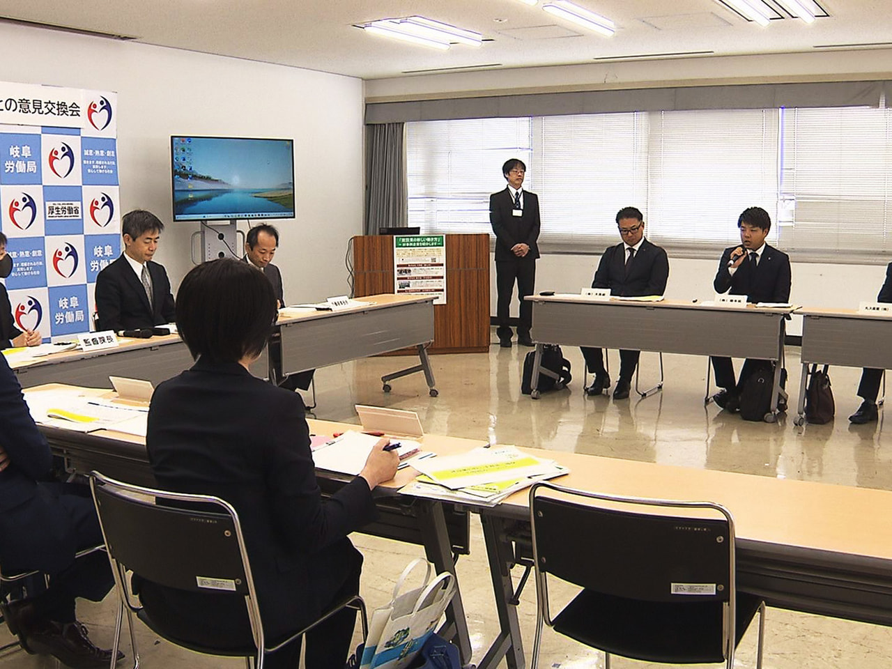 2024年4月から始まる建設業界における時間外労働の上限規制の適用を前に、岐阜市...