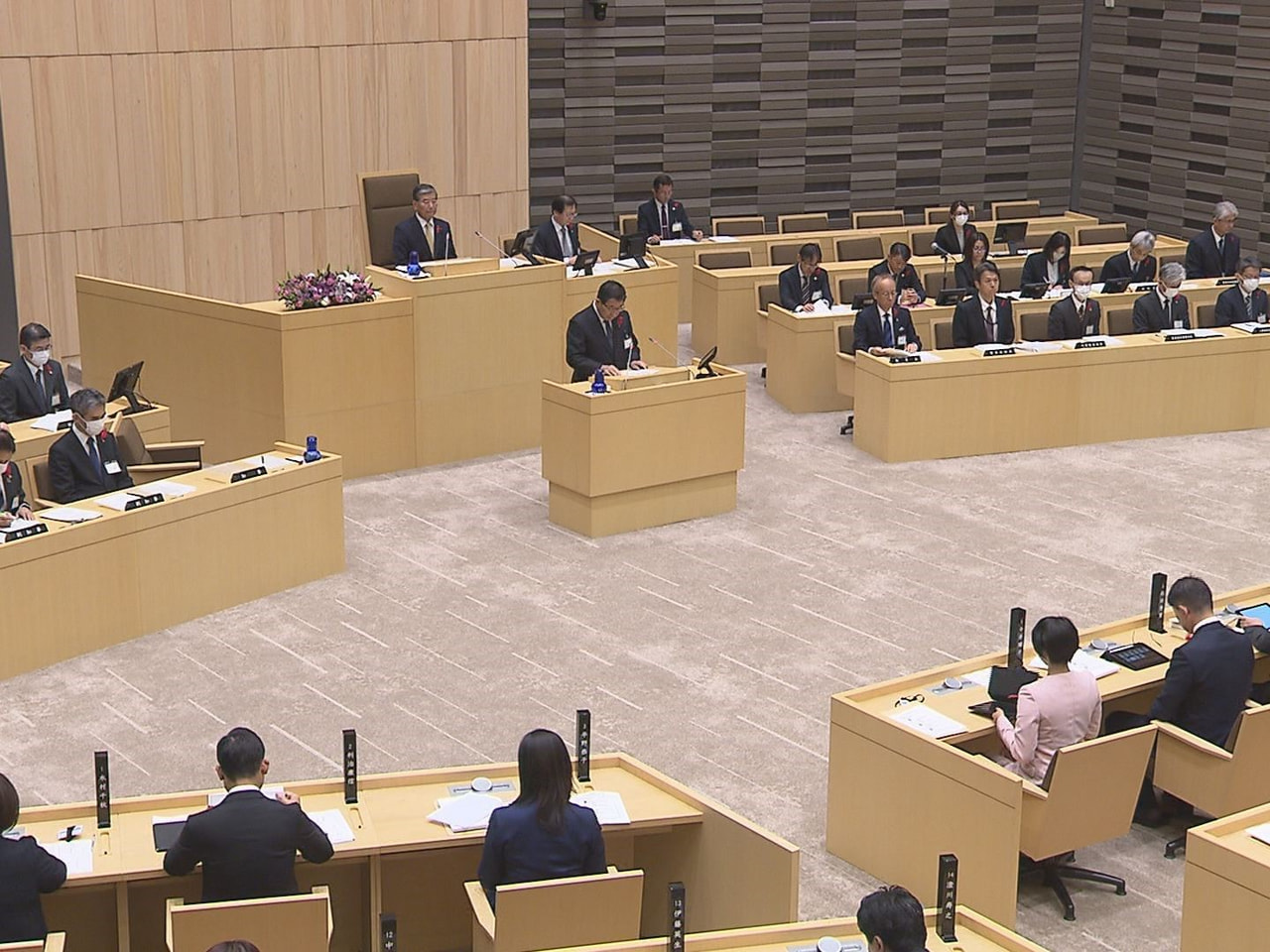 岐阜県議会の定例会は１日に開会し、物価高騰対策としての支援や特定外来生物「コクチ...