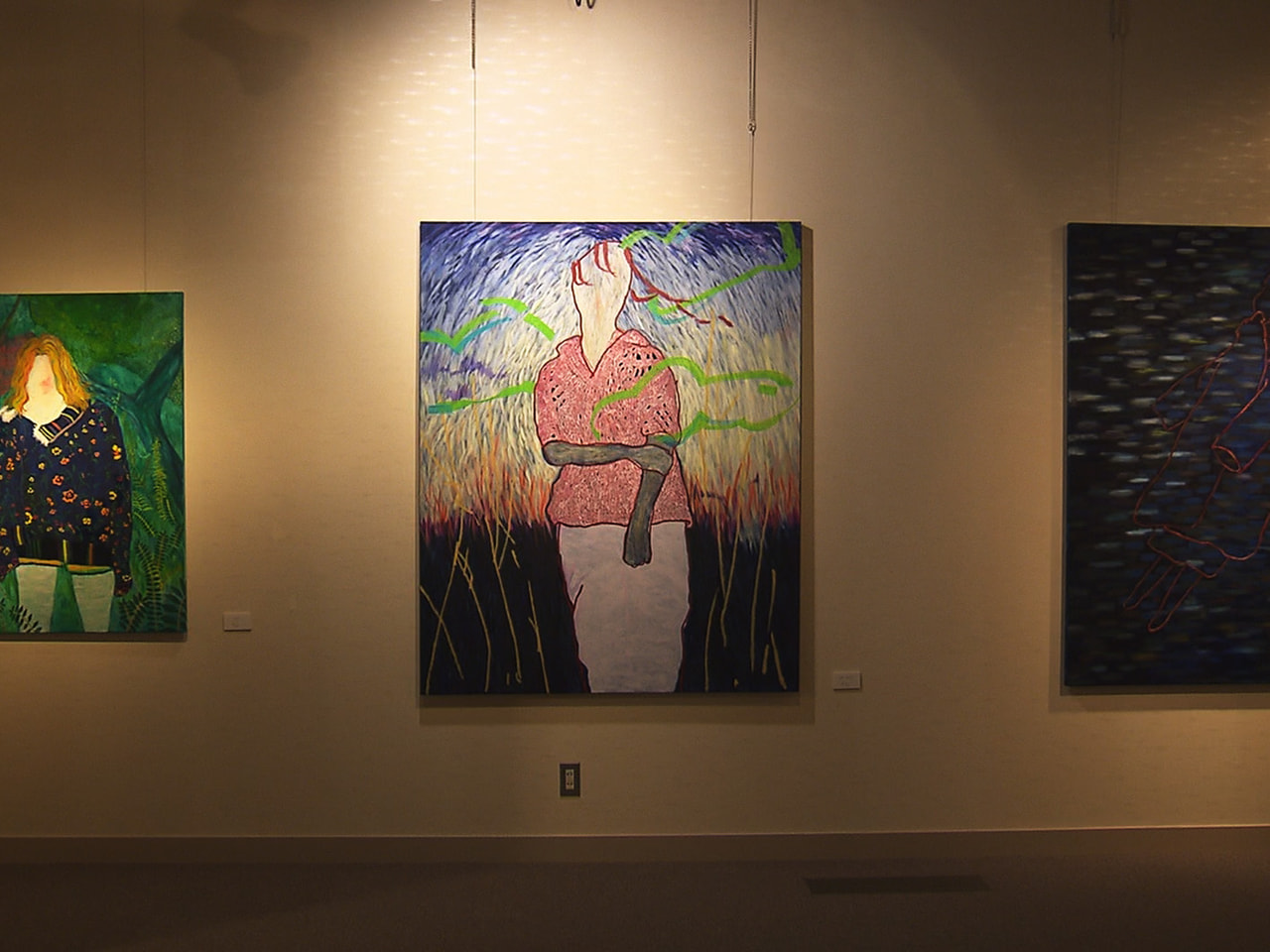 山県市出身の美術家・片岡美保香さんの個展が、山県市美術館で始まりました。 具象的...