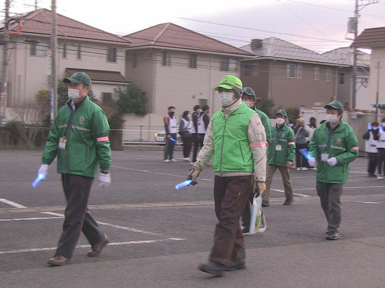 岐阜県内初の「防犯強化エリア」に指定された大垣市林町で、地元住民らボランティアに...