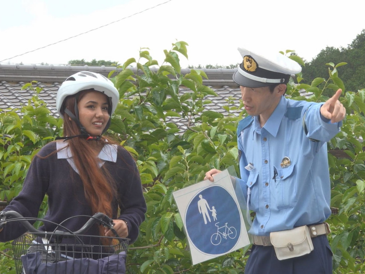 自転車の交通ルールを外国人の技能実習生らに周知しようと、岐阜市の特別養護老人ホー...
