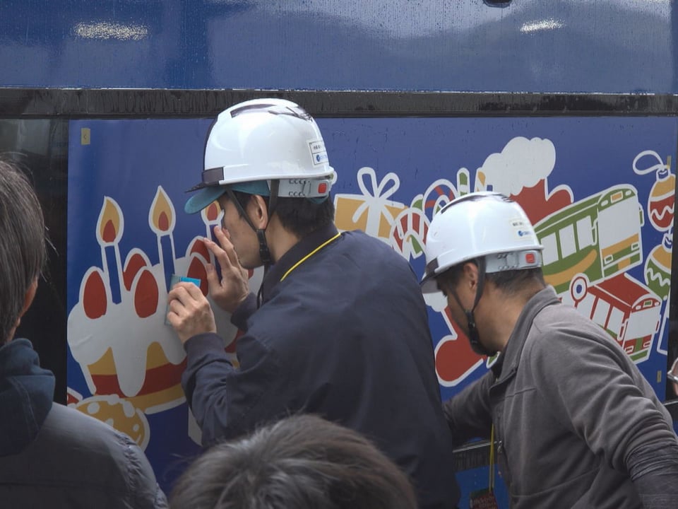 愛知県・名鉄内海駅でクリスマストレイン運行 岐阜のバスも集合