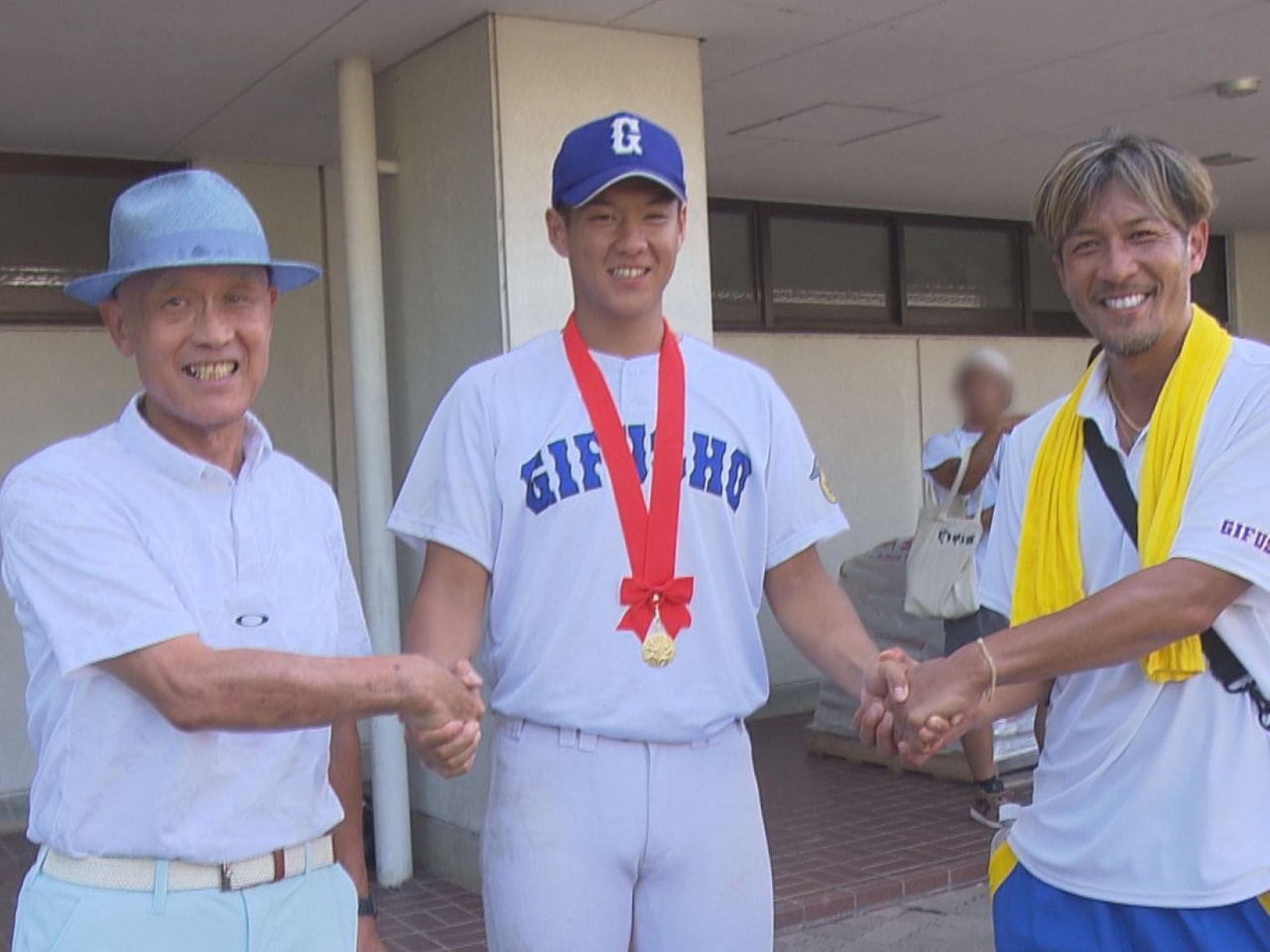 県岐阜商 夏16年ぶり初戦突破 第107回全国高校野球選手権大会6日